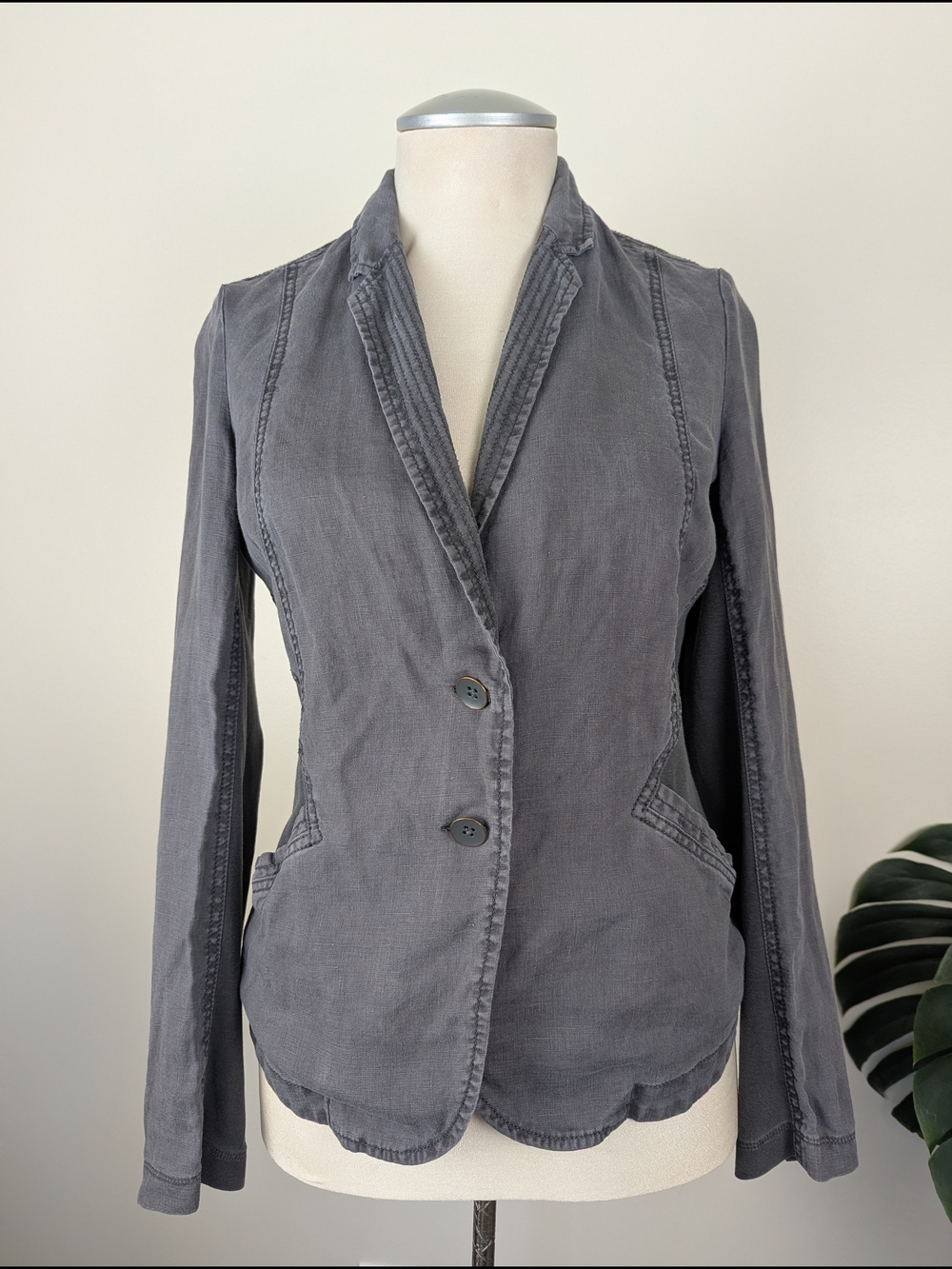 Sandwich Gray Wash Linen/Cotton Scalloped-Hem Lightweight Tailored Blazer Jacket